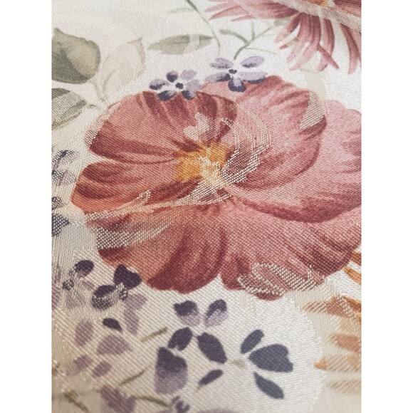 Set of 8 Cloth Napkins 18” Floral Butterfly Print Reversible Fabric Table Linens - Picture 6 of 7